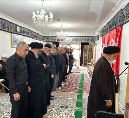 صلاة الجماعة في مؤسسة ال البيت لاحياء التراث